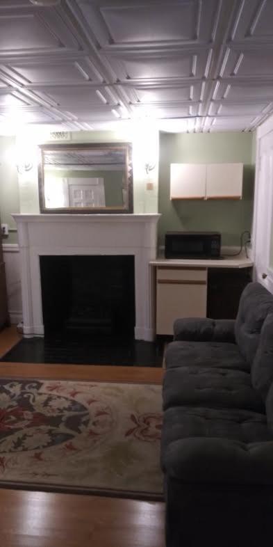 463 Beacon Street Guest House image 3